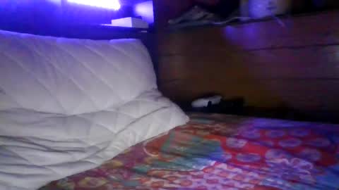 Snapshot of y640 chatting on 02/26/26, 10:25 y640 online show from 02/26/26, 10:25