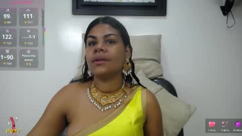 yazhini online show from 04/26/26, 12:14