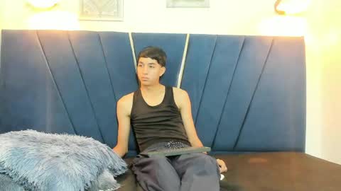 yago_7 online show from 05/01/26, 12:10