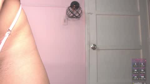 petronila online show from 11/08/25, 02:01