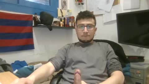 Snapshot of yakajoe97 chatting on 03/10/25, 01:21 yakajoe97 online show from 03/10/25, 01:21