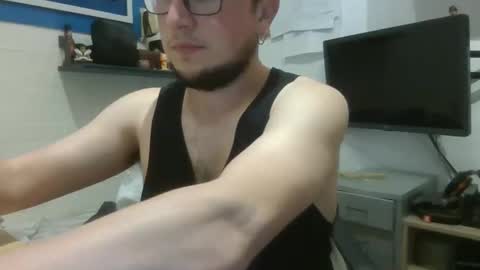 Snapshot of yakajoe97 chatting on 09/29/25, 09:30 yakajoe97 online show from 09/29/25, 09:30