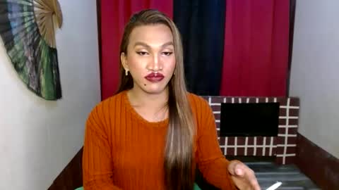 lorien gosper online show from 01/05/25, 04:38