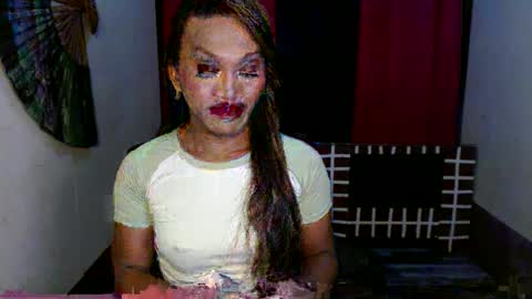 lorien gosper online show from 01/06/25, 11:07