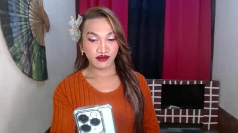 lorien gosper online show from 01/08/25, 10:48