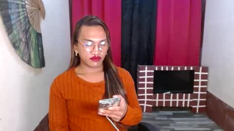 lorien gosper online show from 01/24/25, 09:06