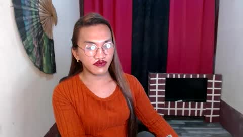 lorien gosper online show from 01/25/25, 04:24