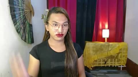 lorien gosper online show from 02/06/25, 02:26