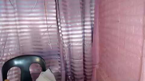 lorien gosper online show from 10/08/25, 10:46