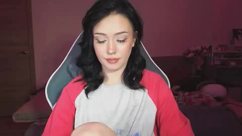 Yami online show from 02/06/25, 10:32