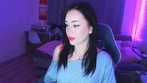 Yami online show from 11/19/25, 09:15