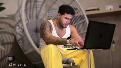 Snapshot of yamp_bigcock chatting on 05/02/26, 03:00 yamp sambrano online show from 05/02/26, 03:00