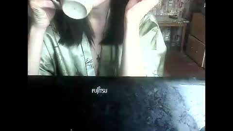 yanafiesta online show from 09/18/25, 09:33