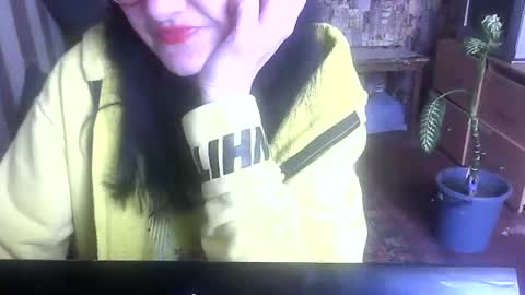 Snapshot of yanafiesta chatting on 04/24/26, 11:45 yanafiesta online show from 04/24/26, 11:45