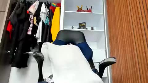 yandi_hot online show from 03/17/26, 04:10