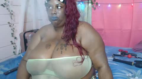 yanique online show from 02/28/25, 05:48