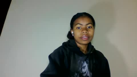 yannick_01 online show from 06/16/26, 10:56