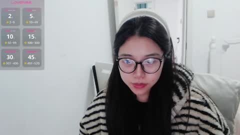 yaoyaoliu online show from 04/05/26, 11:51