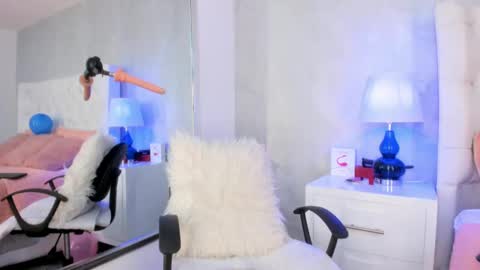 Yara Bliss  online show from 09/30/25, 01:49