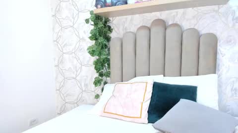 Yara online show from 10/31/25, 07:59