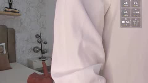 Yara online show from 11/19/25, 07:03