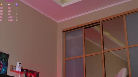 Snapshot of yaraliebe chatting on 05/07/26, 11:15 Yara online show from 05/07/26, 11:15