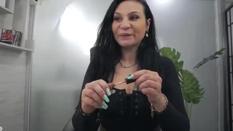 Yara online show from 05/02/26, 02:49
