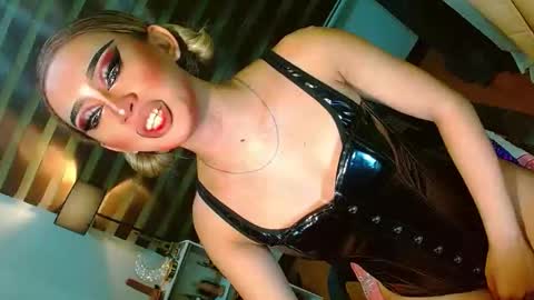 miss yasii online show from 05/07/26, 01:49