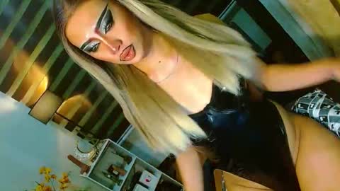 miss yasii online show from 05/11/26, 05:21