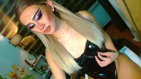 miss yasii online show from 05/12/26, 02:36
