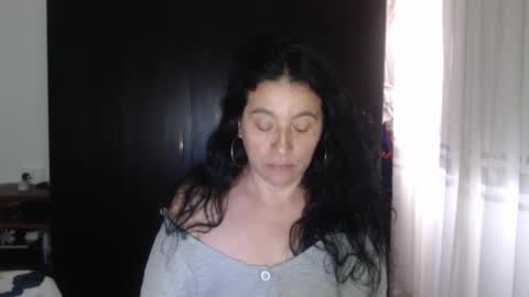 yasmin_love85 online show from 12/17/24, 03:28