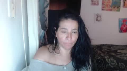 yasmin_love85 online show from 03/10/25, 07:18