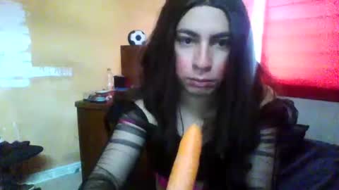 Yasmin Paez online show from 01/12/25, 08:03