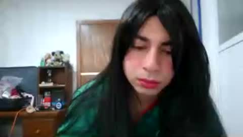 Yasmin Paez online show from 06/12/26, 08:30