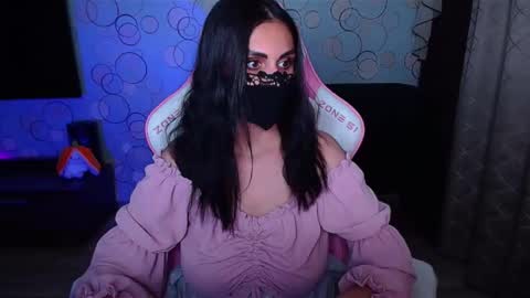 Snapshot of yasmina___ chatting on 10/09/25, 06:33 yasmina online show from 10/09/25, 06:33