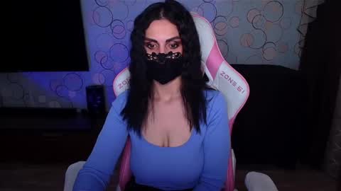 Snapshot of yasmina___ chatting on 02/23/26, 04:54 yasmina online show from 02/23/26, 04:54