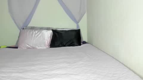 Snapshot of yasminayazzie chatting on 11/15/25, 07:27 Yasmina online show from 11/15/25, 07:27