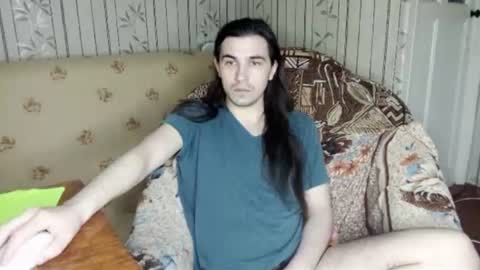 Snapshot of yatocka chatting on 06/11/26, 06:44 Sven online show from 06/11/26, 06:44
