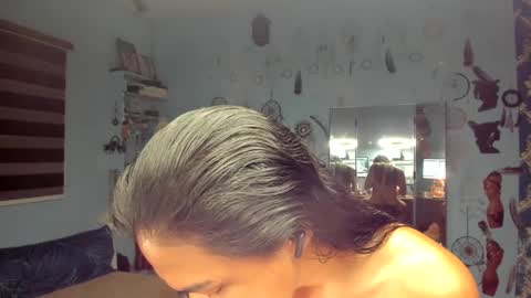 Snapshot of yawa__ chatting on 01/08/25, 05:37 Blush online show from 01/08/25, 05:37