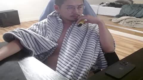 Snapshot of yawnimhorny chatting on 02/16/25, 08:43 yawnimhorny online show from 02/16/25, 08:43