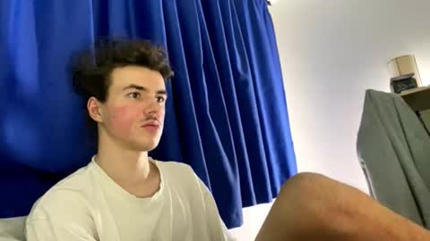 Snapshot of yayay333 chatting on 03/17/26, 11:52 yayay333 online show from 03/17/26, 11:52