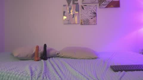 yayoi_cresp18 online show from 03/04/25, 02:21