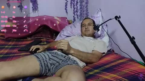 Hazzan online show from 09/26/25, 03:16