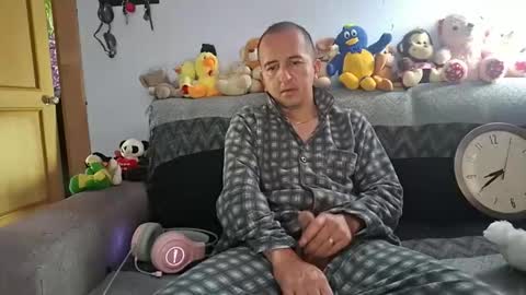 Snapshot of yazfore chatting on 01/12/26, 01:38 Hazzan online show from 01/12/26, 01:38