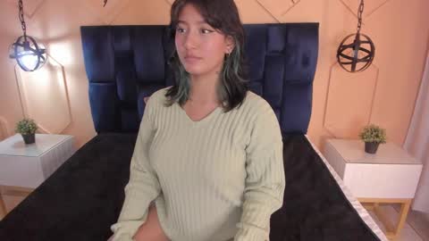 Yazmin online show from 12/04/24, 01:09