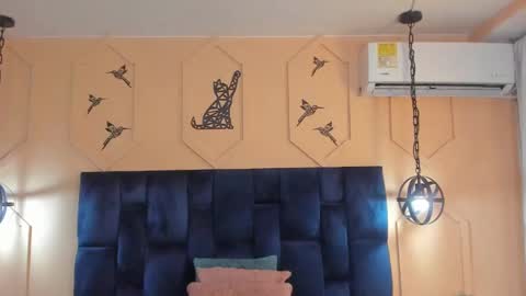 Yazmin online show from 01/25/25, 05:19