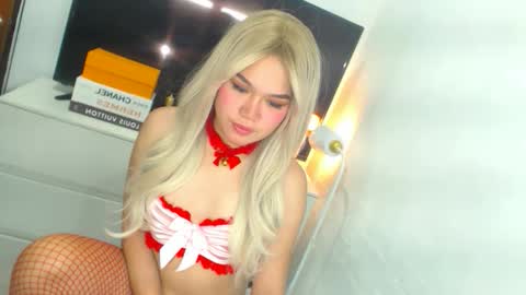 Yazzi online show from 05/12/26, 01:03