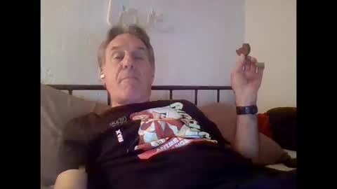 Snapshot of yeah_baby6988 chatting on 10/10/25, 05:06 yeah_baby6988 online show from 10/10/25, 05:06