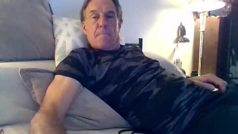 Snapshot of yeah_baby6988 chatting on 02/11/26, 02:05 yeah_baby6988 online show from 02/11/26, 02:05