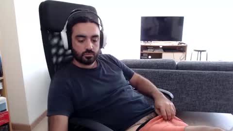 Snapshot of yeeaahoo chatting on 09/19/25, 01:23 yeeaahoo online show from 09/19/25, 01:23